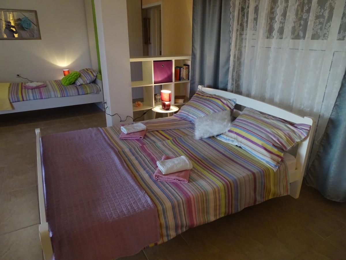 Apartments Sime Dinjiška Kültér fotó