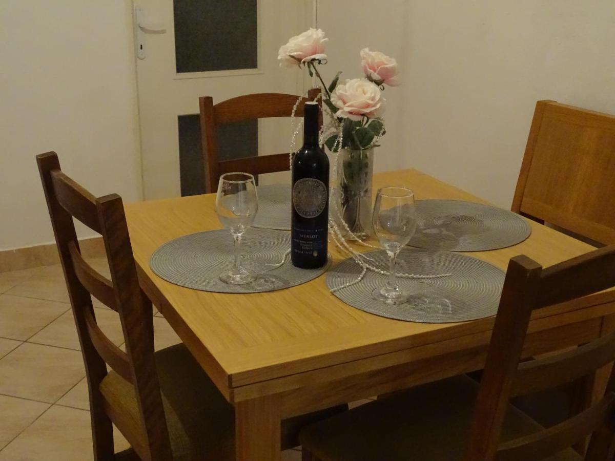 Apartments Sime Dinjiška Kültér fotó