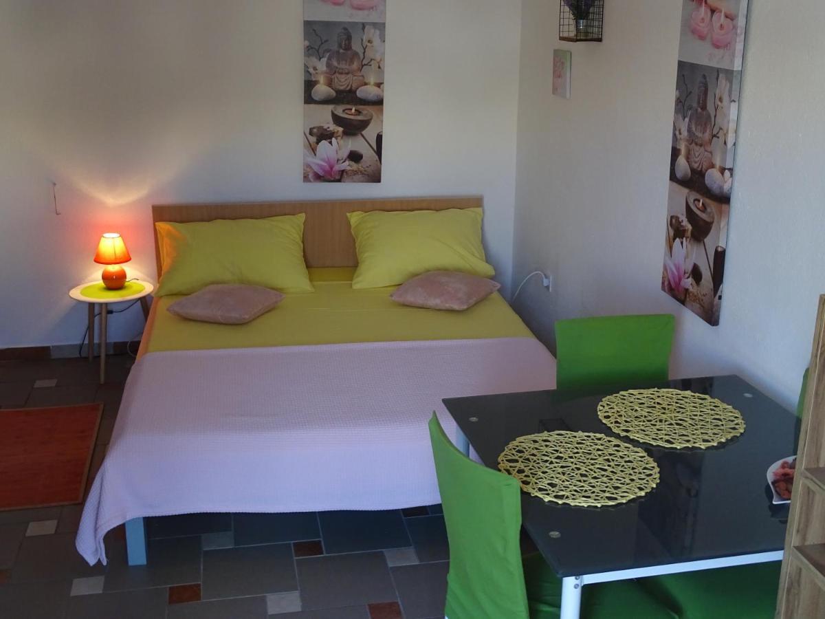 Apartments Sime Dinjiška Kültér fotó
