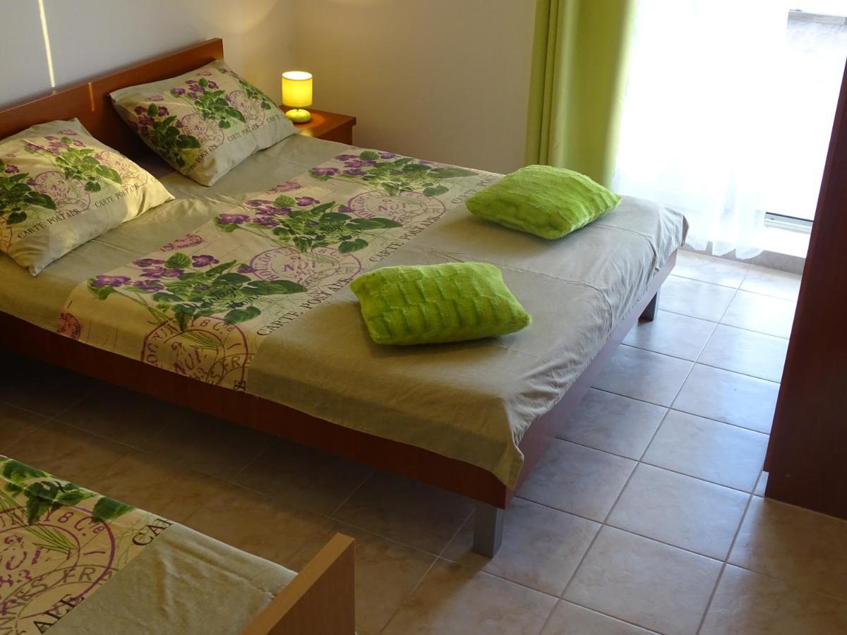 Apartments Sime Dinjiška Kültér fotó