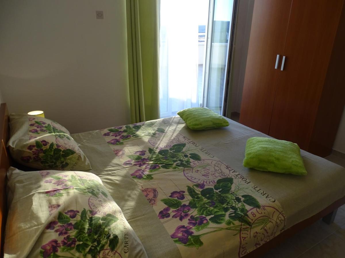 Apartments Sime Dinjiška Kültér fotó