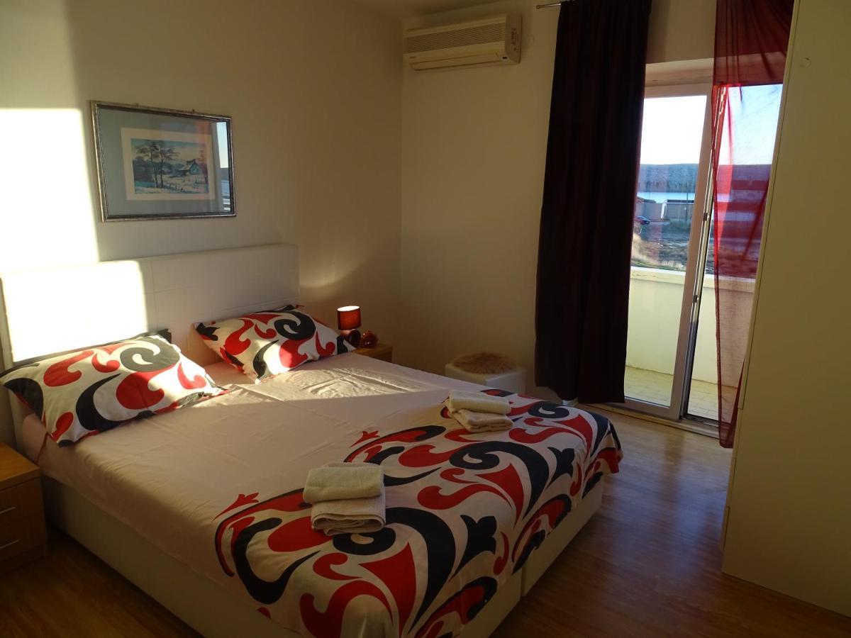 Apartments Sime Dinjiška Kültér fotó