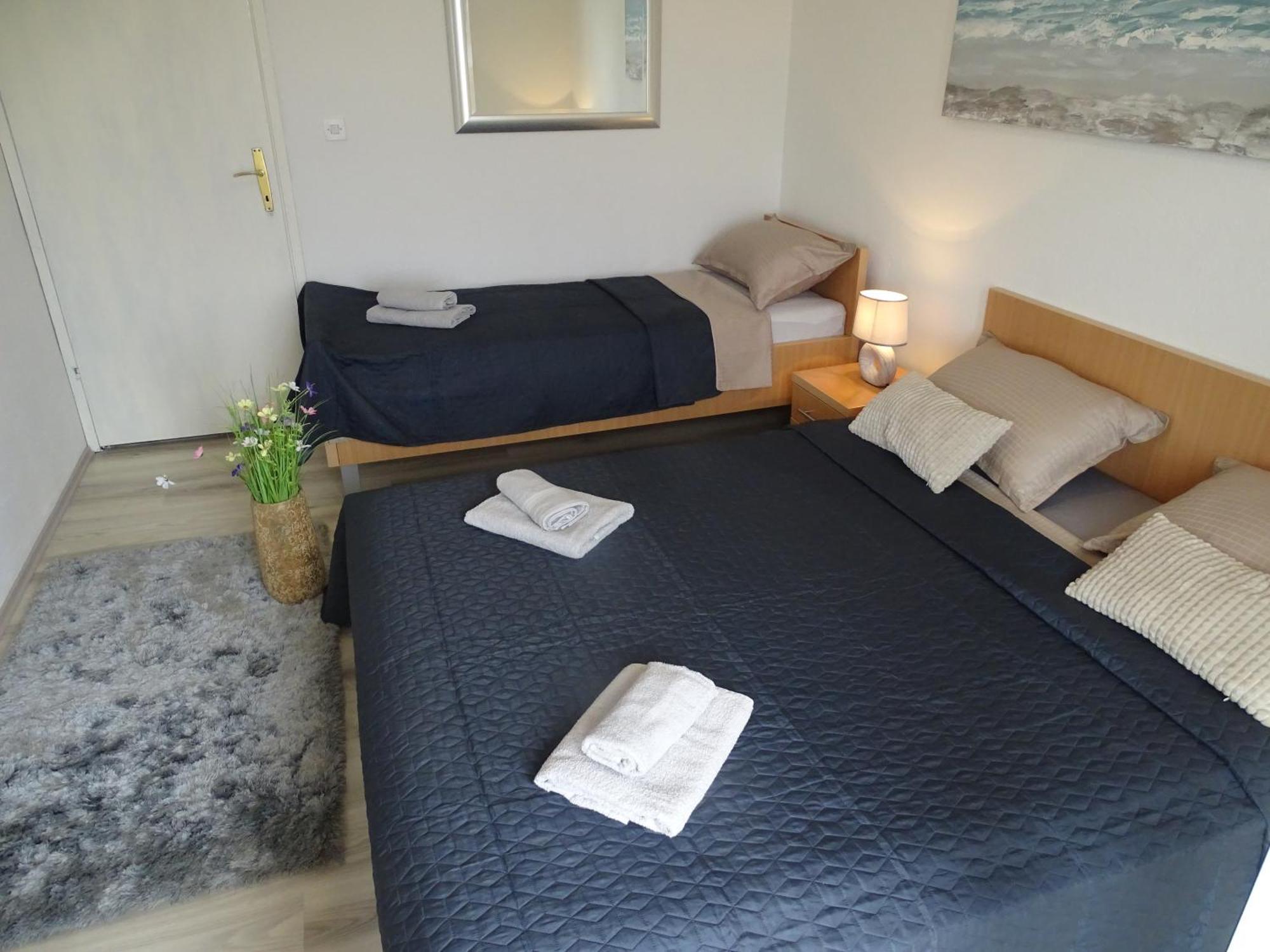 Apartments Sime Dinjiška Kültér fotó