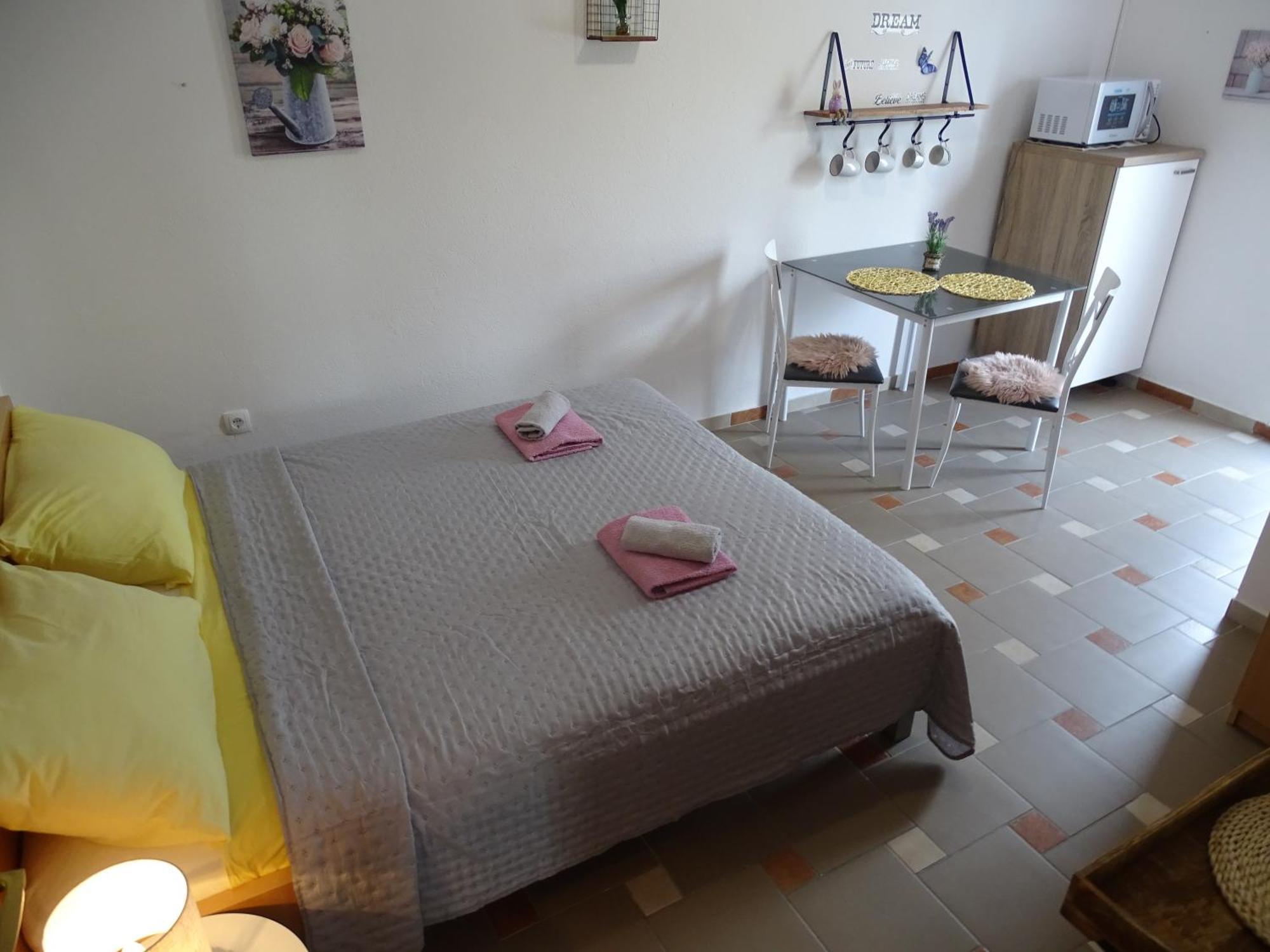 Apartments Sime Dinjiška Kültér fotó