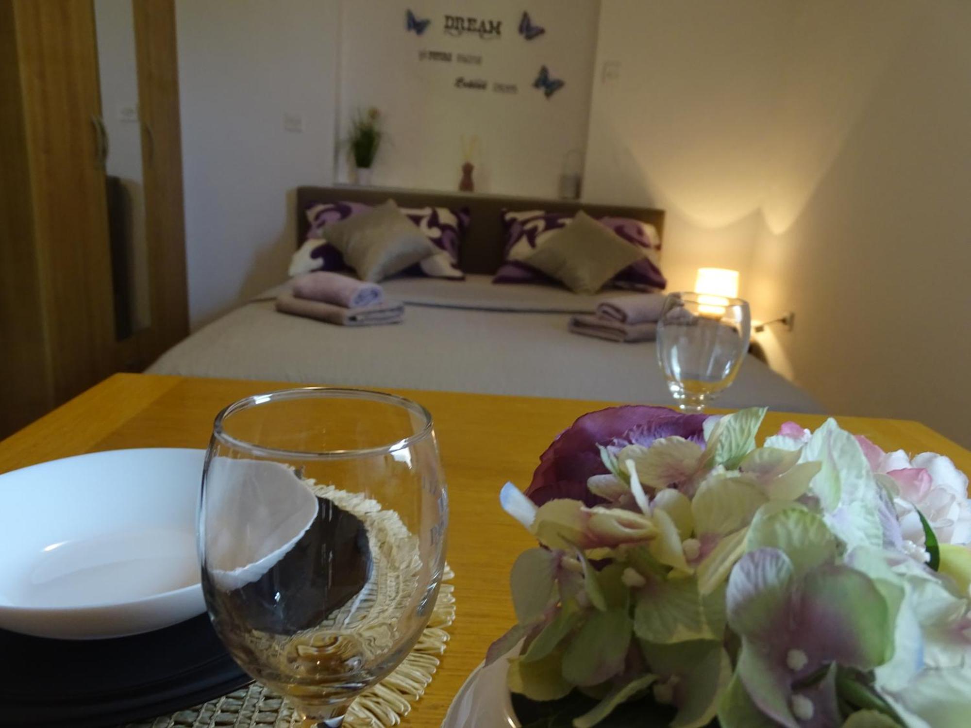 Apartments Sime Dinjiška Kültér fotó